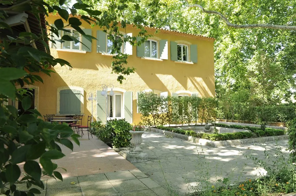 Auberge Bourrelly Cabries 3*,  France