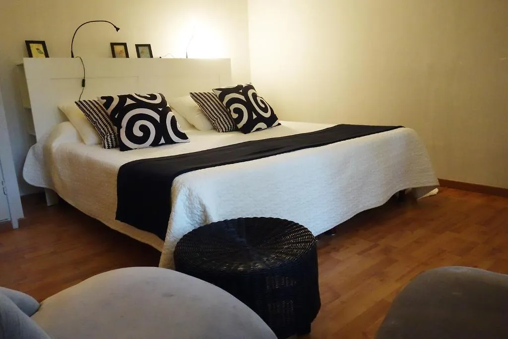 *** Hotel Auberge Bourrelly Cabries France